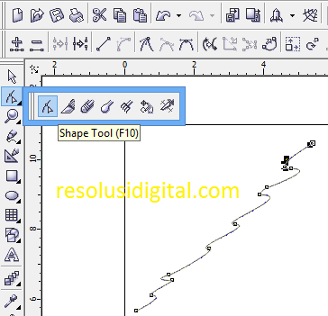 mengedit garis dengan shape tool