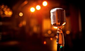 7 Aplikasi Karaoke Terbaik Android, Banyak Pilihan Lagu!