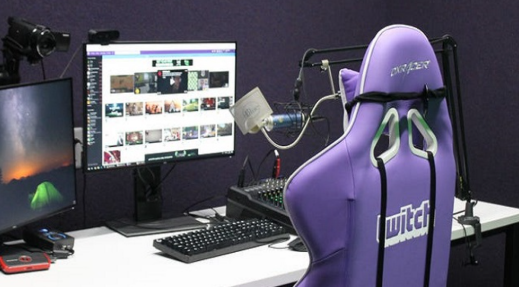 Cara Mendapatkan Uang di Twitch, Streamer Bisa Cuan Banyak!!
